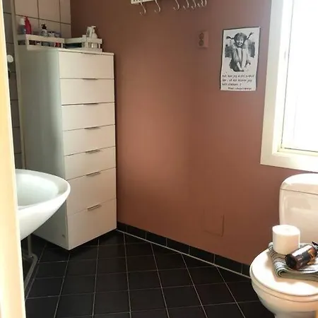 Apartment Rekkehus I Naturskjonne Omgivelser