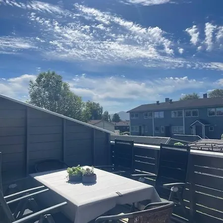 Rekkehus I Naturskjonne Omgivelser Appartement *