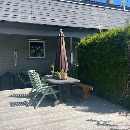 Rekkehus I Naturskjonne Omgivelser Apartment